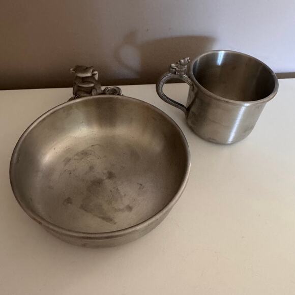 Danforth Pewter Disney Classic Winnie the Pooh Baby Cup and Bowl - Picture 2 of 11